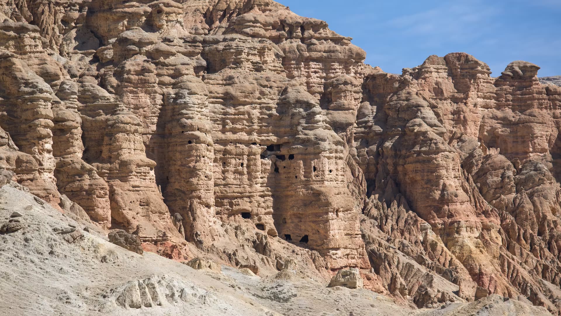 Mustang Sky Caves