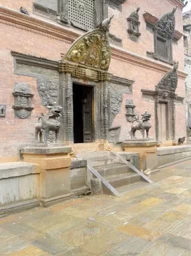 The barking bell at Vatsala Durga Temple