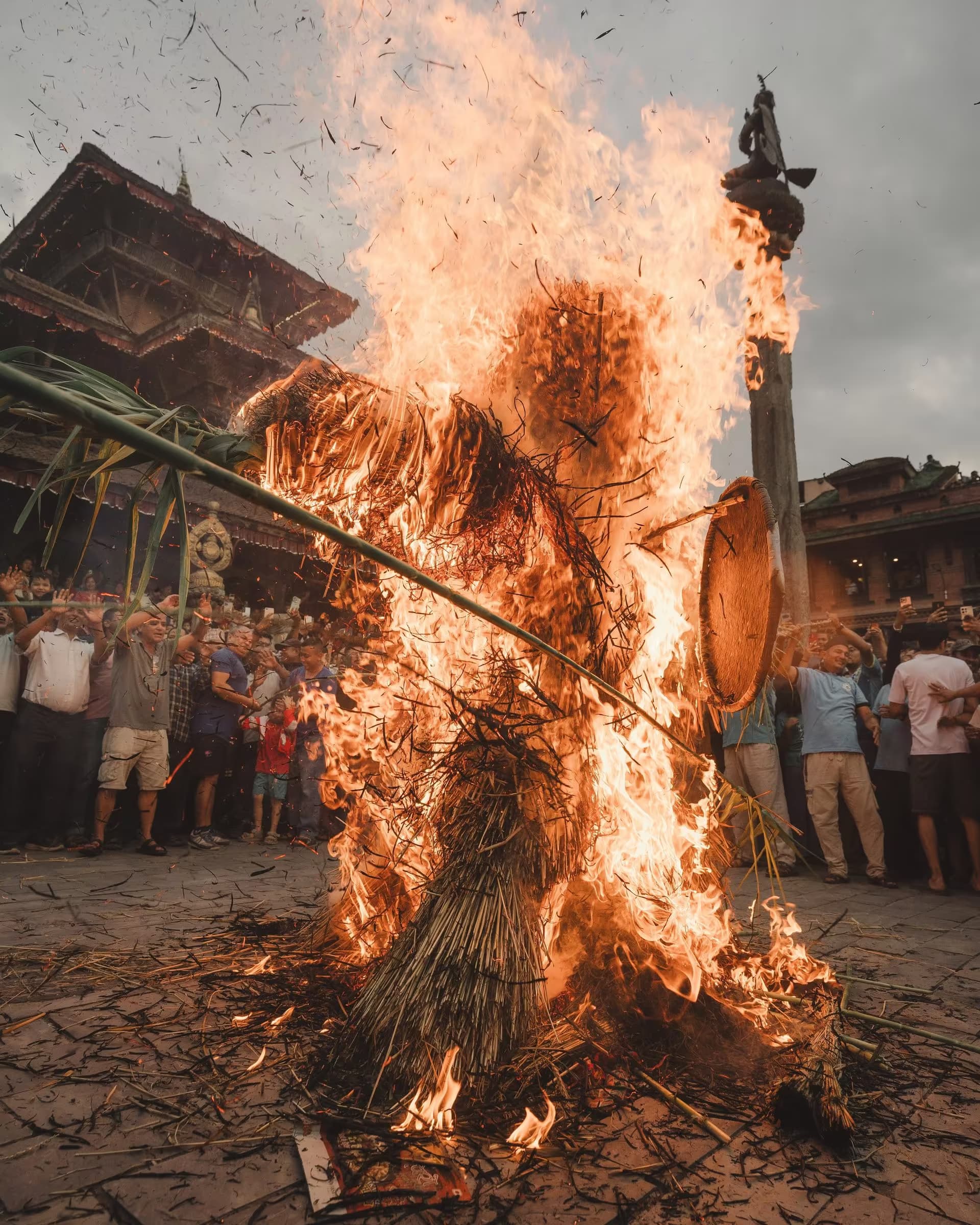 Gathamuga: Charhe