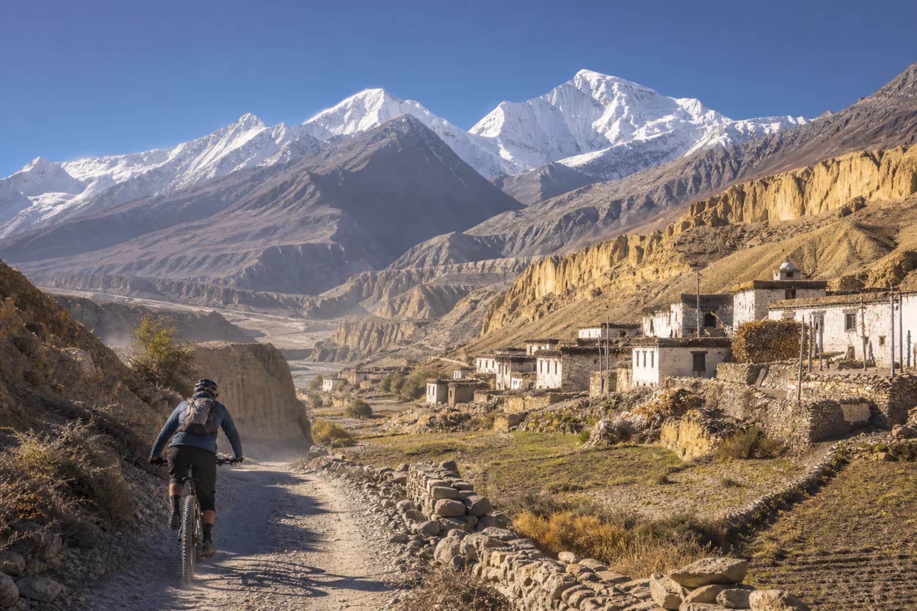 Mustang by Mountain Bike: Jomsom, Kagbeni and Muktinath